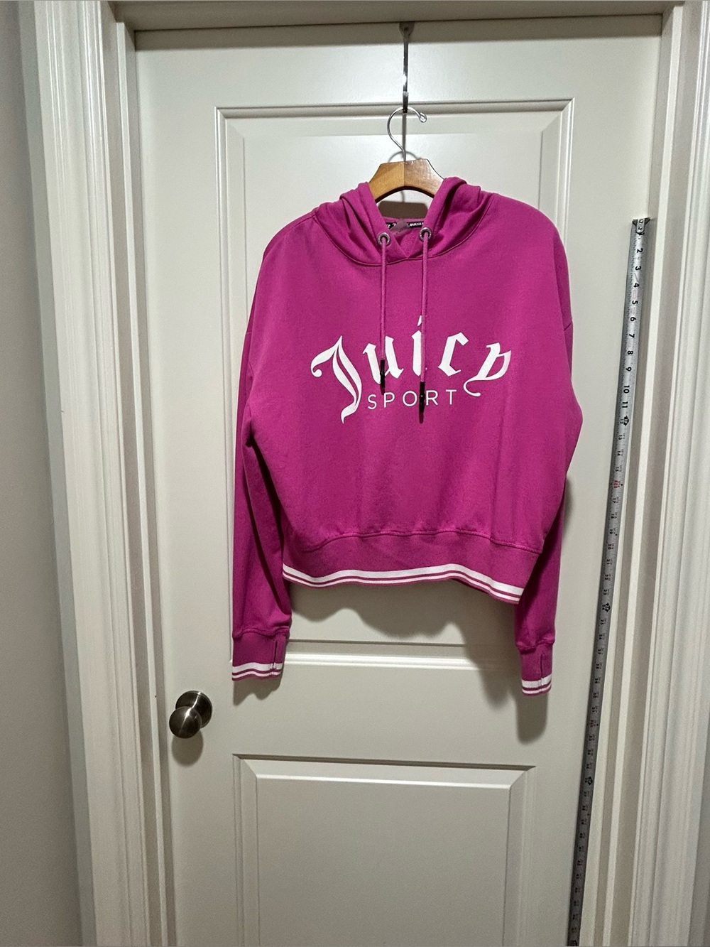 Juicy Couture Women's size M Fuchsia Hoodie Sweatshirt LIKE NEW
